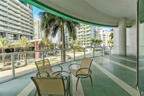 Copropriété à louer à Miami, Floride: 2 chambres, 120.59 m2 № 1966391 - photo 3
