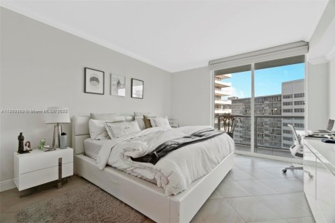 Copropriété à louer à Miami, Floride: 2 chambres, 120.59 m2 № 1966391 - photo 15