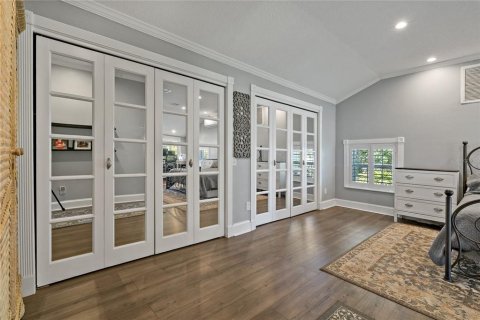 House in Tampa, Florida 4 bedrooms, 216.93 sq.m. № 1632485 - photo 20