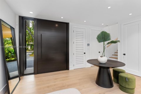 Снять в аренду виллу или дом в Майами, Флорида 5 спален, 389.91м2, № 1989393 - фото 8