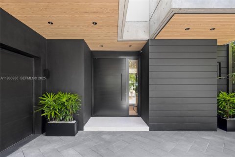 Снять в аренду виллу или дом в Майами, Флорида 5 спален, 389.91м2, № 1989393 - фото 7