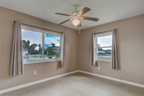 House in North Port, Florida 2 bedrooms, 109.25 sq.m. № 1780534 - photo 26