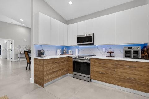 Villa ou maison à vendre à Davie, Floride: 4 chambres, 200.76 m2 № 2399836 - photo 22