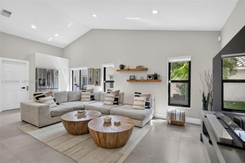 Villa ou maison à vendre à Davie, Floride: 4 chambres, 200.76 m2 № 2399836 - photo 30