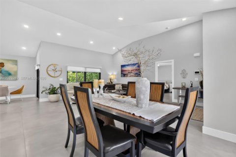 Villa ou maison à vendre à Davie, Floride: 4 chambres, 200.76 m2 № 2399836 - photo 17