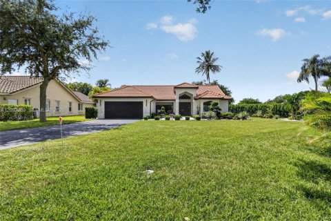 Villa ou maison à vendre à Davie, Floride: 4 chambres, 200.76 m2 № 2399836 - photo 4