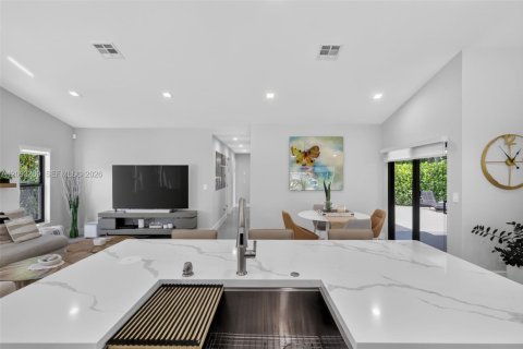 Villa ou maison à vendre à Davie, Floride: 4 chambres, 200.76 m2 № 2399836 - photo 28