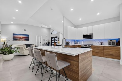 Villa ou maison à vendre à Davie, Floride: 4 chambres, 200.76 m2 № 2399836 - photo 21