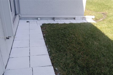 Casa en venta en West Palm Beach, Florida, 2 dormitorios, 188.31 m2 № 1695777 - foto 21