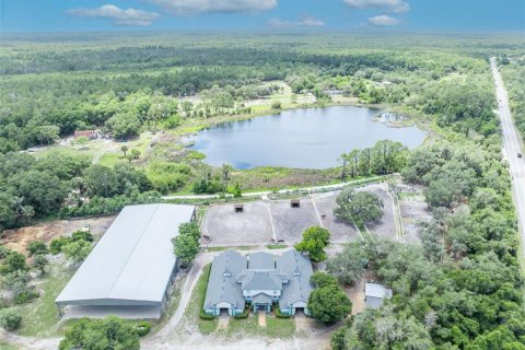 Commercial property in Geneva, Florida 377.74 sq.m. № 2103736 - photo 21