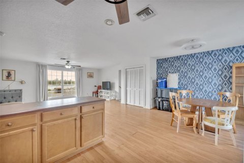 Commercial property in Geneva, Florida 377.74 sq.m. № 2103736 - photo 12