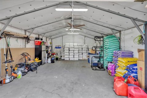 Commercial property in Geneva, Florida 377.74 sq.m. № 2103736 - photo 16
