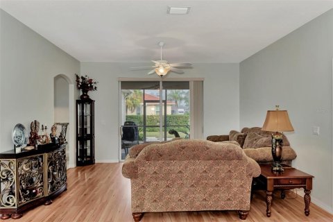 Casa en venta en North Port, Florida, 3 dormitorios, 162.58 m2 № 2386368 - foto 7
