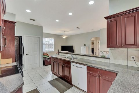 Casa en venta en North Port, Florida, 3 dormitorios, 162.58 m2 № 2386368 - foto 15