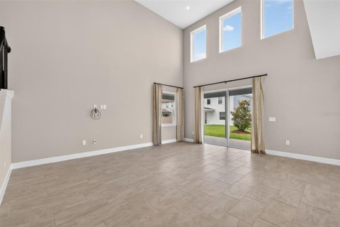Купить виллу или дом в Апопка, Флорида 8 комнат, 348.29м2, № 2151503 - фото 12
