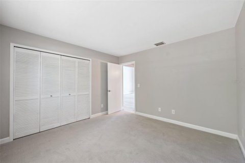 Casa en venta en Palm Harbor, Florida, 4 dormitorios, 164.62 m2 № 1785259 - foto 23