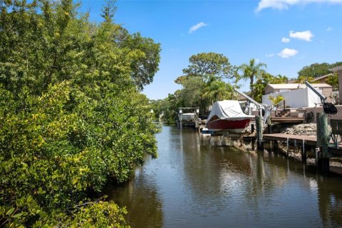 Casa en venta en Palm Harbor, Florida, 4 dormitorios, 164.62 m2 № 1785259 - foto 28