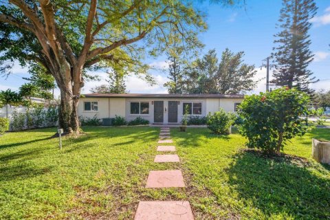 Appartement à louer à Delray Beach, Floride: 2 chambres, 65.03 m2 № 2399863 - photo 5