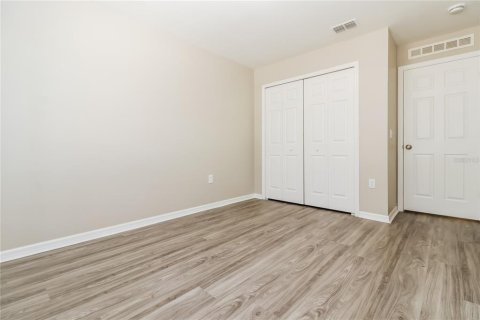 House in Land O' Lakes, Florida 3 bedrooms, 120.03 sq.m. № 1904452 - photo 13