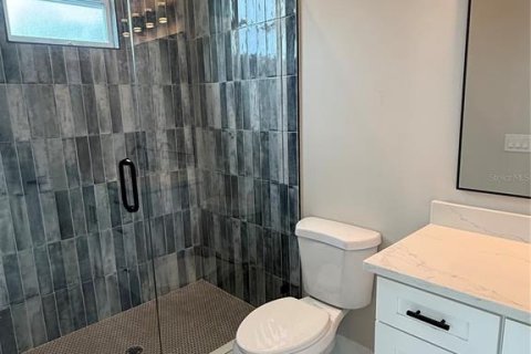 Casa en venta en Saint Petersburg, Florida, 6 dormitorios, 331.29 m2 № 2211937 - foto 8