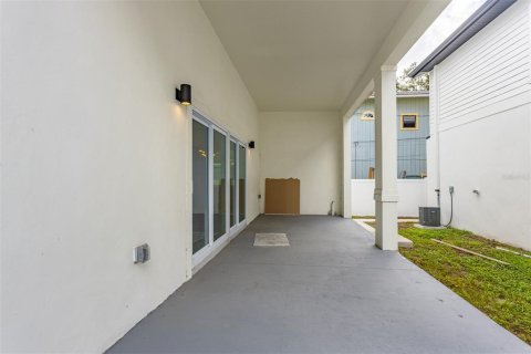 Casa en venta en Saint Petersburg, Florida, 6 dormitorios, 331.29 m2 № 2211937 - foto 27