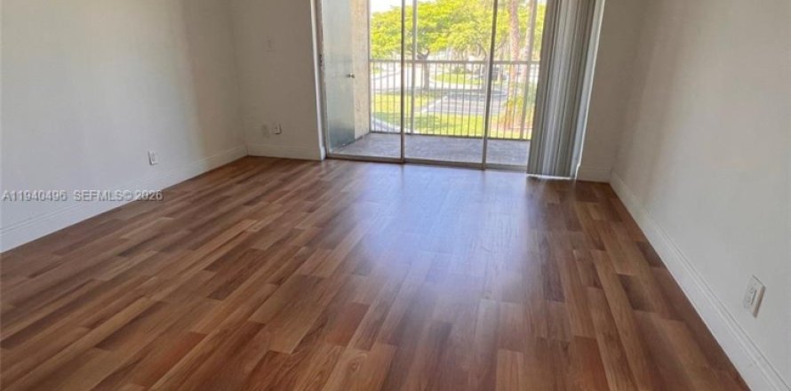 Condo à Tamarac, Floride, 1 chambre № 1998318