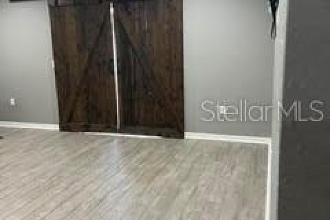 House in Winter Haven, Florida 4 bedrooms, 153.66 sq.m. № 2231937 - photo 3