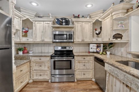 Casa en venta en Fort Lauderdale, Florida, 3 dormitorios, 162.3 m2 № 1990959 - foto 11