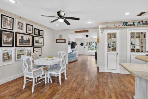 Casa en venta en Fort Lauderdale, Florida, 3 dormitorios, 162.3 m2 № 1990959 - foto 9