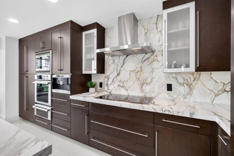 Copropriété à vendre à Boca Raton, Floride: 3 chambres, 231.33 m2 № 2401866 - photo 12