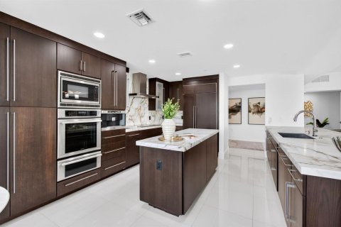 Copropriété à vendre à Boca Raton, Floride: 3 chambres, 231.33 m2 № 2401866 - photo 15