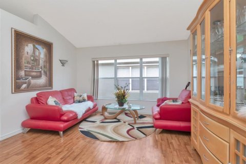 Casa en venta en Holiday, Florida, 4 dormitorios, 187.85 m2 № 1919943 - foto 14