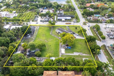 Casa en venta en Miami, Florida, 3 dormitorios, 307.51 m2 № 1749938 - foto 7