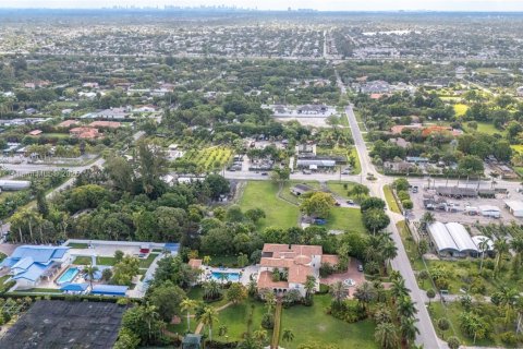 Casa en venta en Miami, Florida, 3 dormitorios, 307.51 m2 № 1749938 - foto 14