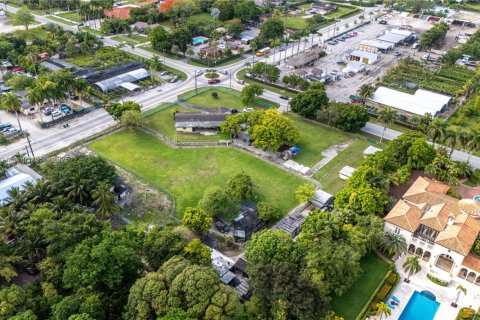 Casa en venta en Miami, Florida, 3 dormitorios, 307.51 m2 № 1749938 - foto 6