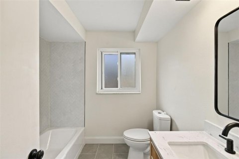Villa ou maison à vendre à Largo, Floride: 3 chambres, 153.29 m2 № 2403268 - photo 30