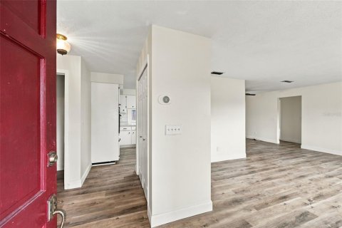 Villa ou maison à vendre à Largo, Floride: 3 chambres, 153.29 m2 № 2403268 - photo 7