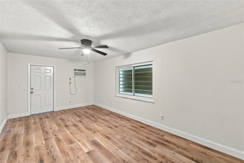 Villa ou maison à vendre à Largo, Floride: 3 chambres, 153.29 m2 № 2403268 - photo 25