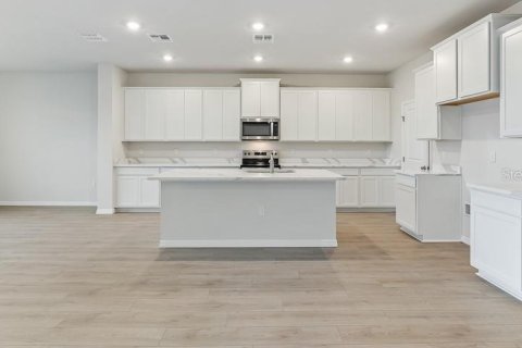 House in Parrish, Florida 4 bedrooms, 304.53 sq.m. № 2113121 - photo 5