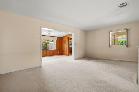 Villa ou maison à vendre à Orlando, Floride: 3 chambres, 144.37 m2 № 2203015 - photo 13