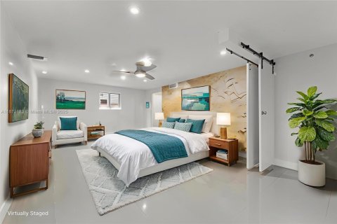 House in Wilton Manors, Florida 3 bedrooms, 143.16 sq.m. № 1931404 - photo 6