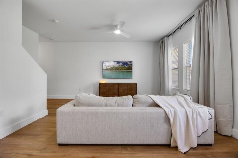 Casa en venta en Minneola, Florida, 3 dormitorios, 155.7 m2 № 1840119 - foto 12