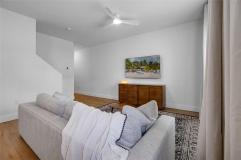 Casa en venta en Minneola, Florida, 3 dormitorios, 155.7 m2 № 1840119 - foto 11
