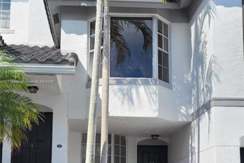 Condominio en venta en Sunrise, Florida, 2 dormitorios, 112.6 m2 № 1860840 - foto 1