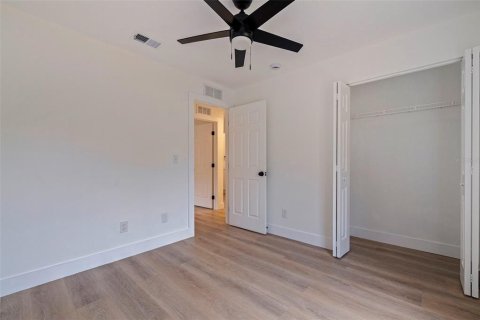 Casa en venta en Saint Petersburg, Florida, 3 dormitorios, 111.48 m2 № 1901958 - foto 19