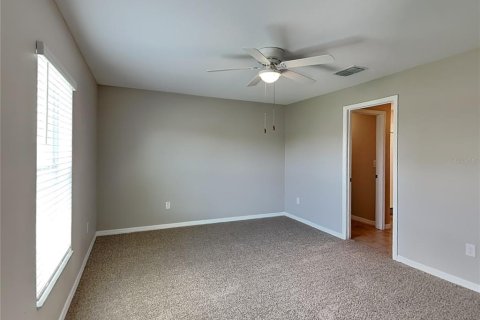 Villa ou maison à louer à Wimauma, Floride: 3 chambres, 134.8 m2 № 1913496 - photo 7
