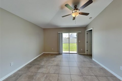 Villa ou maison à louer à Wimauma, Floride: 3 chambres, 134.8 m2 № 1913496 - photo 2