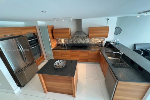 Снять в аренду кондоминиум в Авентура, Флорида 3 спальни, 173.63м2, № 1991125 - фото 22