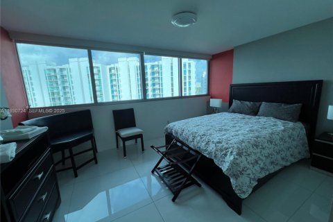 Снять в аренду кондоминиум в Авентура, Флорида 3 спальни, 173.63м2, № 1991125 - фото 15