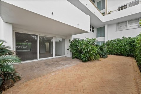 Condominio en venta en Key Biscayne, Florida, 2 dormitorios, 117.06 m2 № 2065175 - foto 24